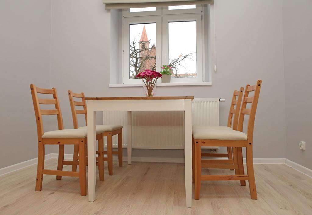Apartamenty W Sercu Chelmna Chelmno  Room photo